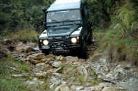 Land-Rover-18.jpg (85165 byte)